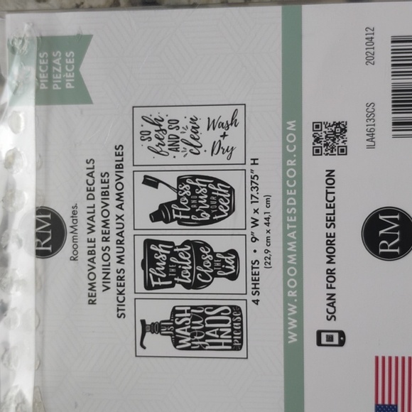 RoomMates removable and repositionable - Picture 2 of 5